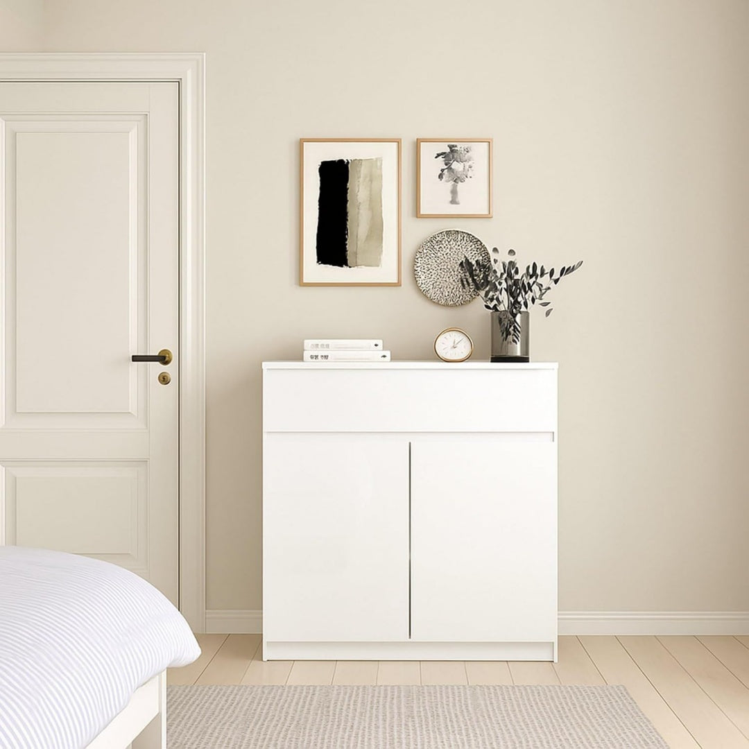 Modele, buffet gris clair en panneau de particules
